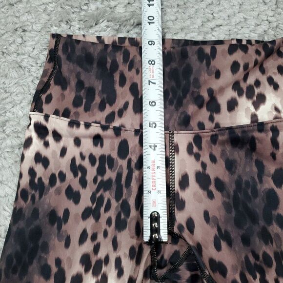 Fabletics Boost PowerHold High Waist 7/8 Leggings Spotted Black Animal Print XXS - Picture 7 of 8